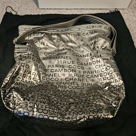 Authentic Chanel Unlimited Logo Tote Bag -full set - Picture 5 of 16